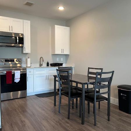 Welcome To Our Spacious 2-Bedroom 2-Bathroom Located In The City Of Houston, Texas! Exterior photo